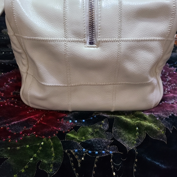 Chanel Bag - Picture 5 of 16